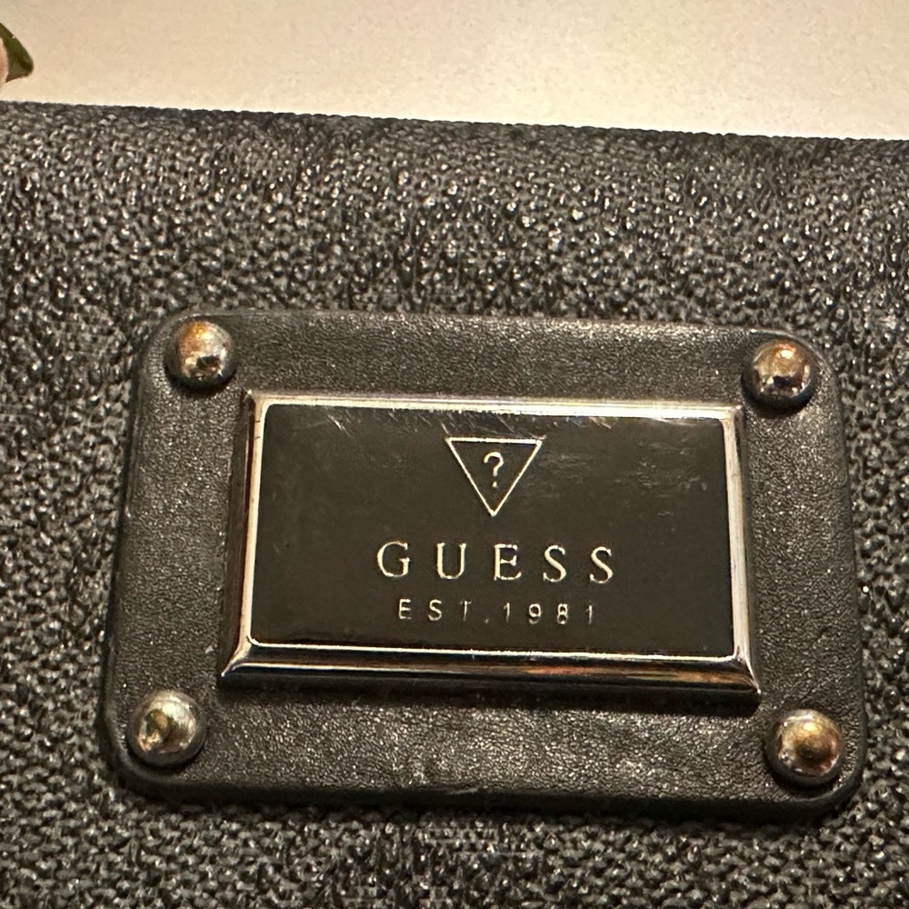 Guess black and dark gray monogrammed wallet - Picture 5 of 7